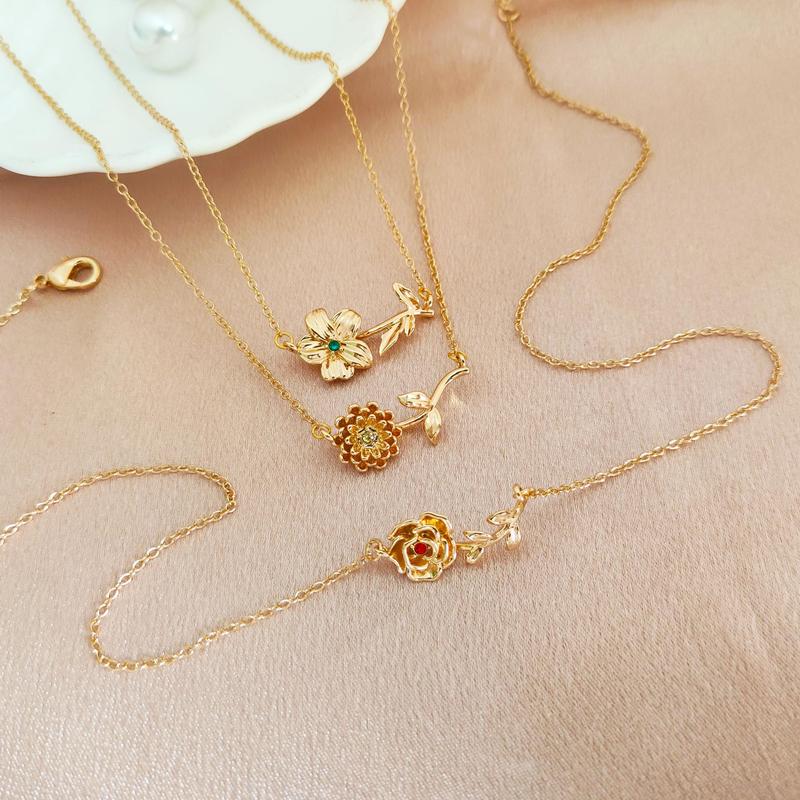 The BirthFlower Necklace