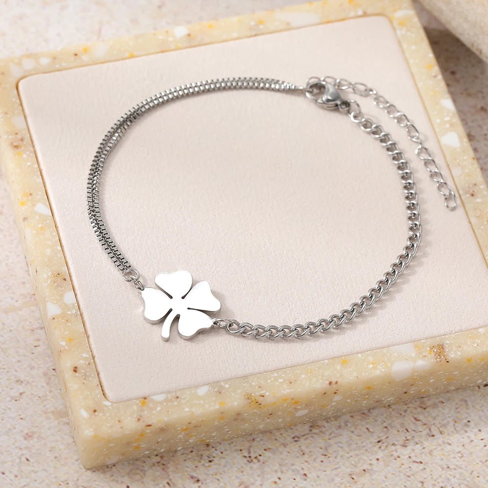 Clover Glow Bracelet