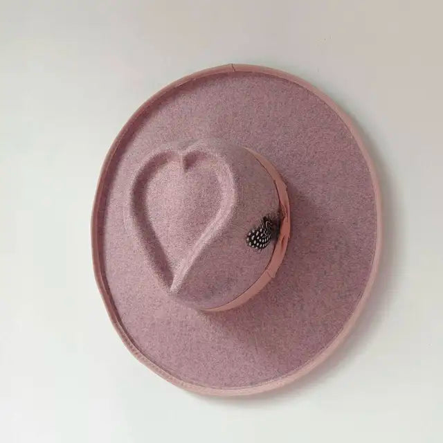 The Iconic Love Hat
