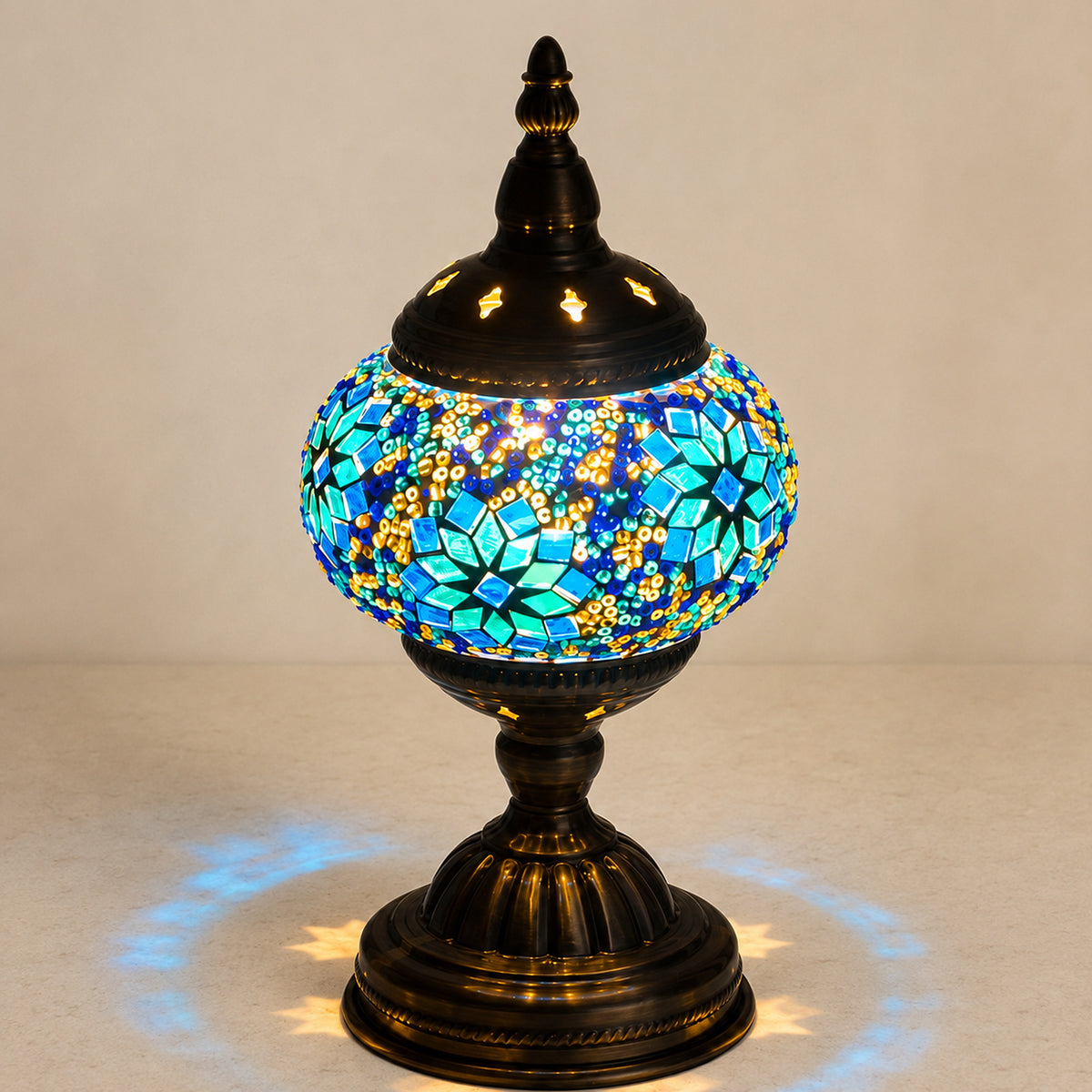 Azura Mosaic Lamp close product view