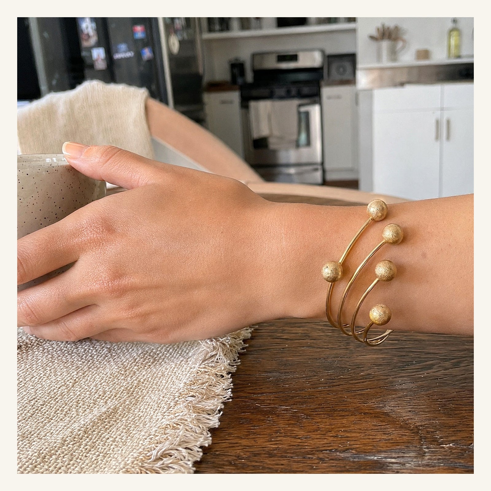 Vellara Orbit Bracelet — Gold ugc view
